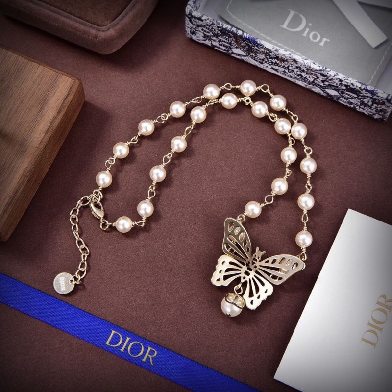 chr1st1an D10r necklaces